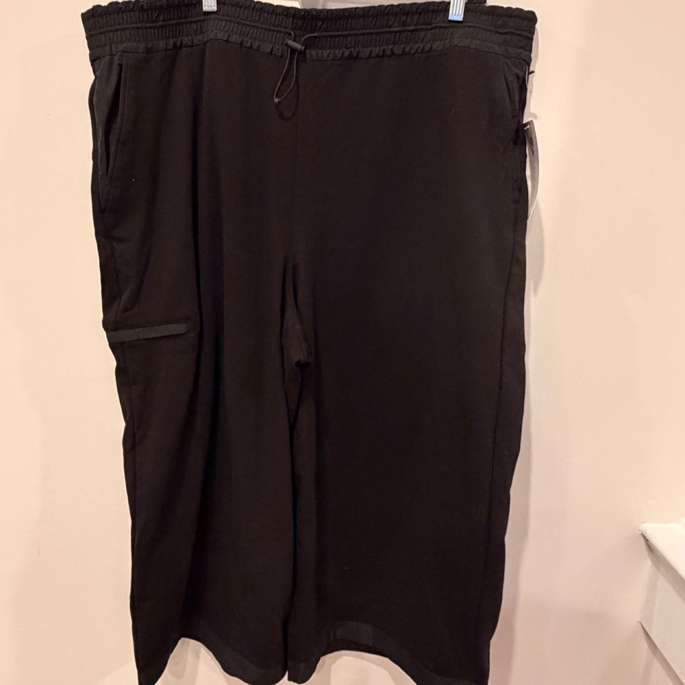Athleta Triumph Hybrid Wide Leg Crop Pants Black 2X 533711 NEW